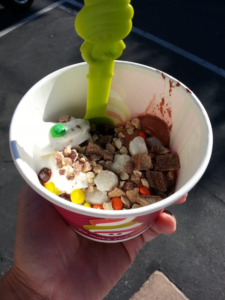 Menchies 45 Photos Ice Cream & Frozen Yogurt Encino Encino, CA