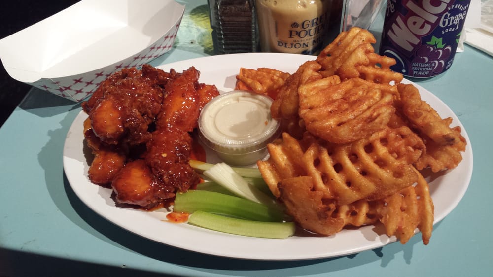 Atomic Wings Hell S Kitchen Atomic Wings Hell S Kitchen