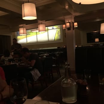 Chicago Q - Chicago, IL, United States. "Country roads, take me home"