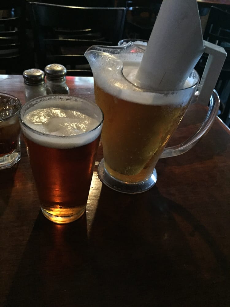 Grunions Sports Bar & Grill 36 Photos Sports Bars Manhattan Beach