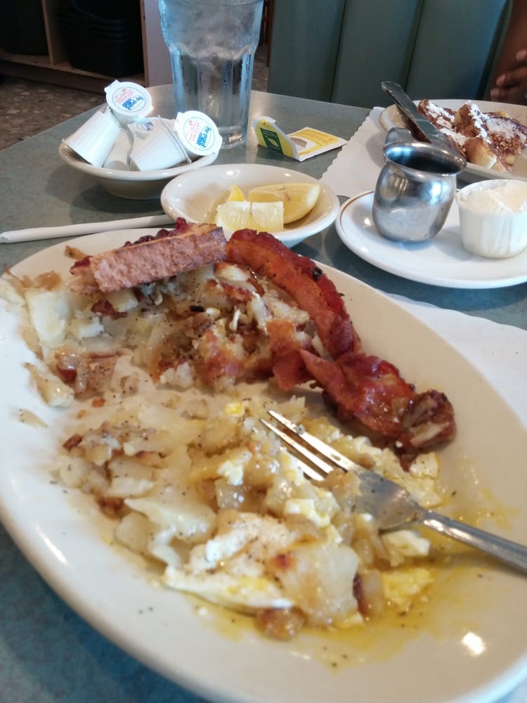 Cosmos Restaurant Diners 316 S Maryland Ave Wilmington, DE