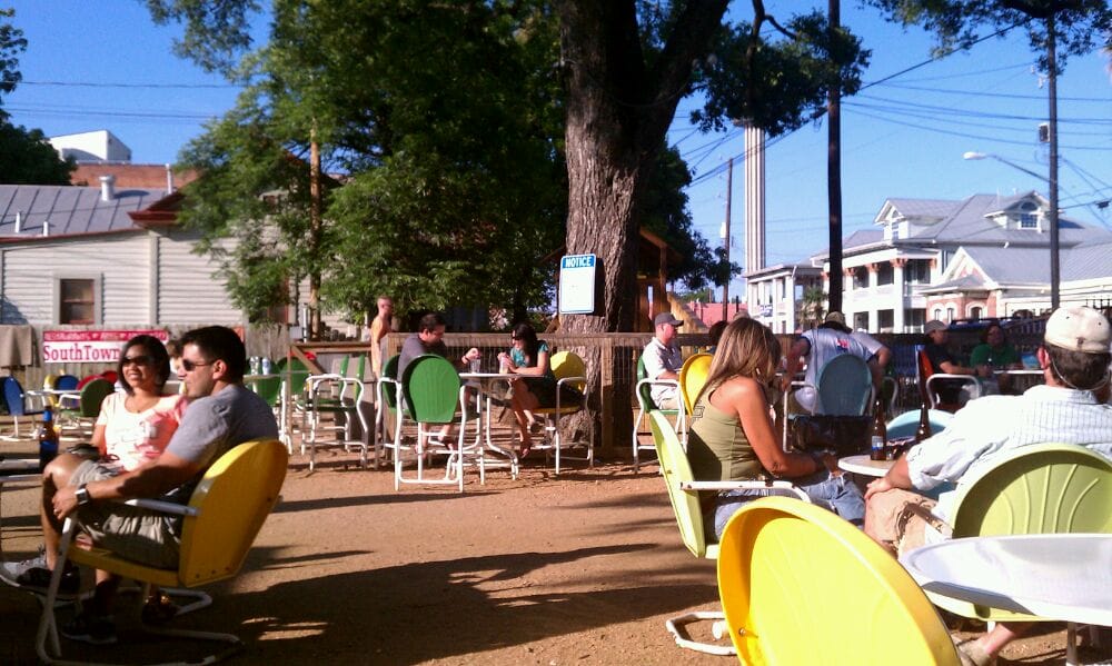 The Friendly Spot Ice House 156 Photos Bars Southtown San