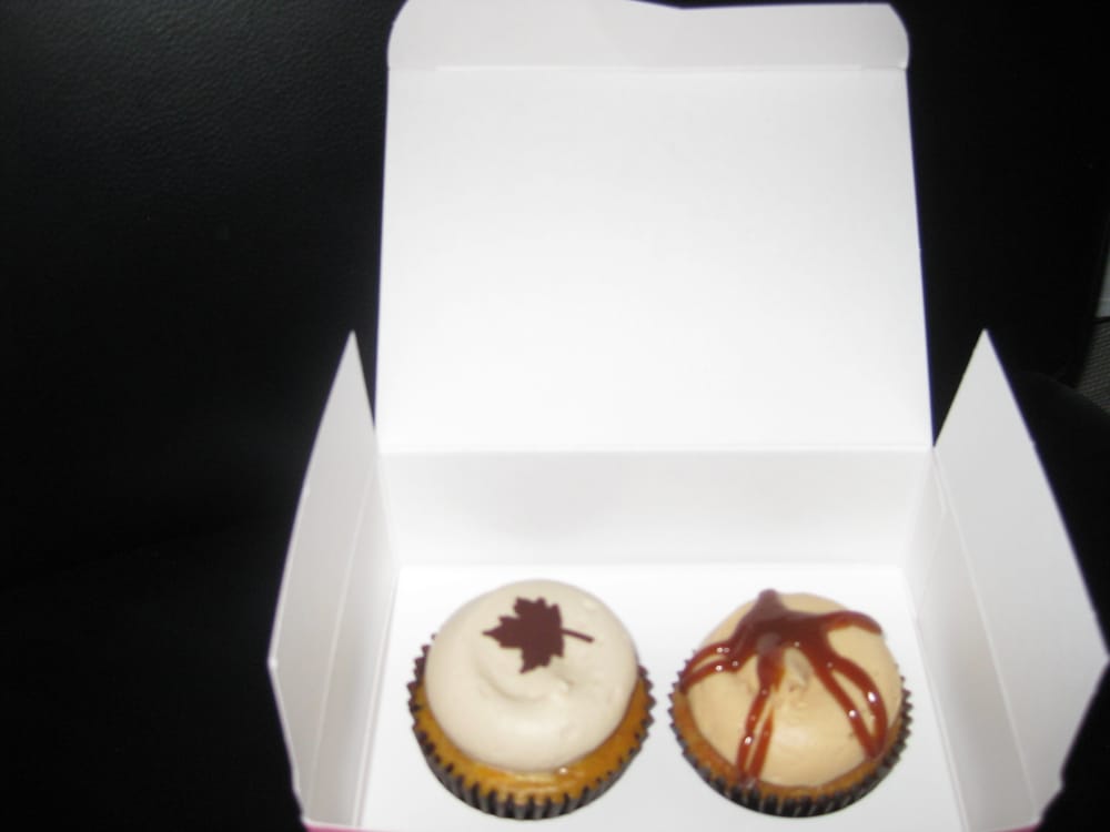 Cupcake 464 Photos Bakeries Back Bay Boston, MA