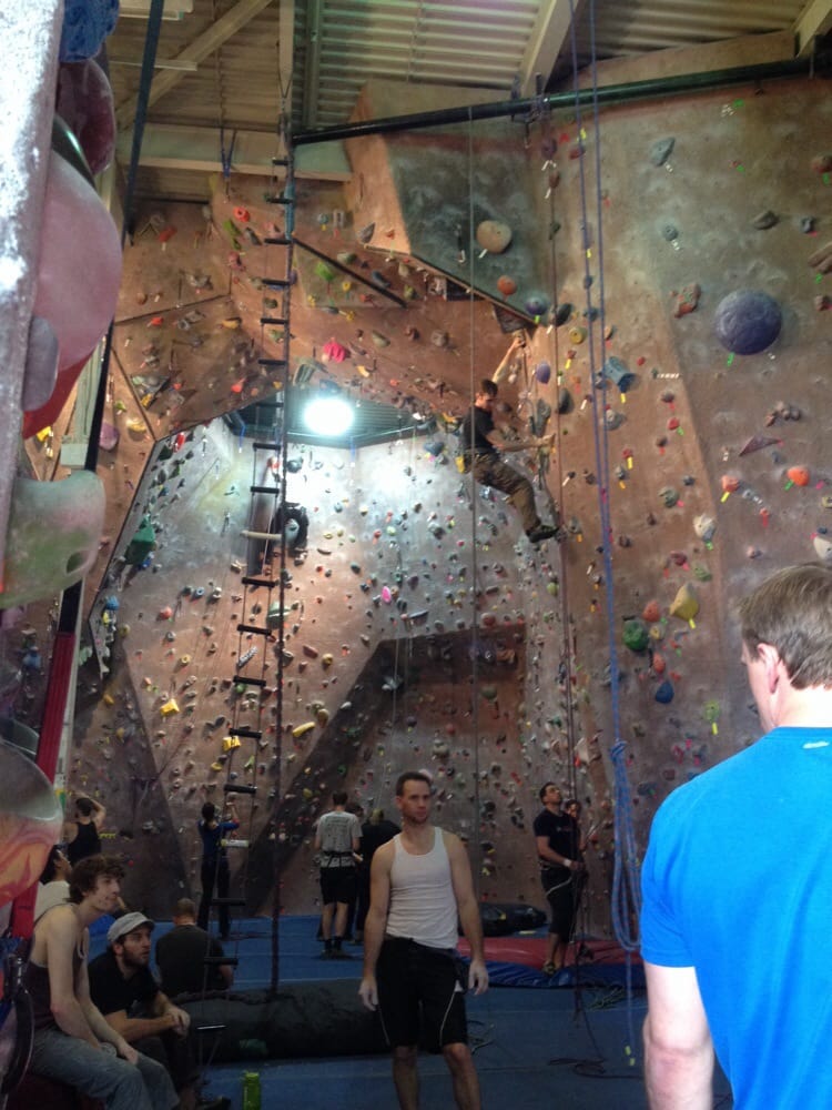Vertically Inclined Rock Gym Climbing Edmonton, AB Reviews