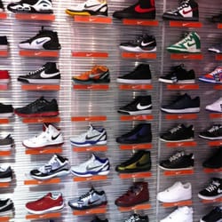 Shiekh Shoes San Francisco Opens Jordan Legacy Level