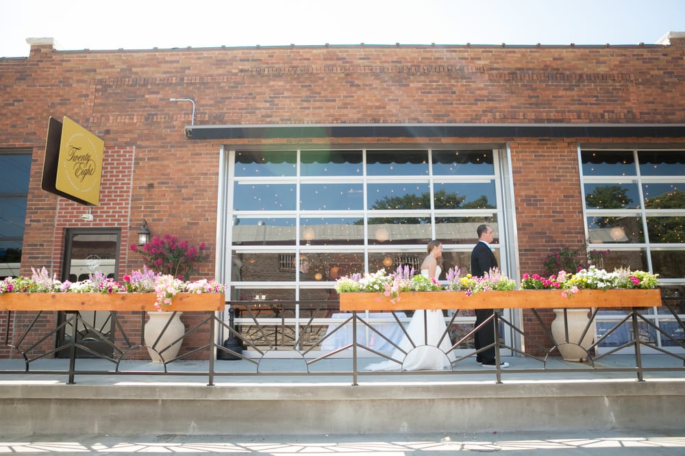 Front Patio + Garage Doors + First Look! Photo Cred: http://www ...