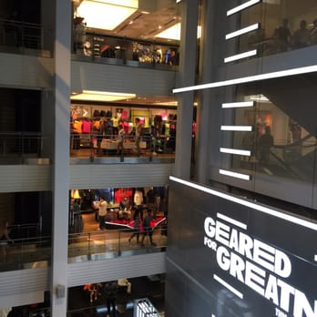 niketown midtown