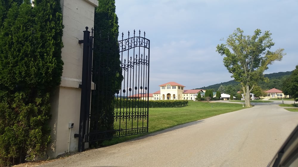 Breaux Vineyards Wineries Purcellville, VA Reviews Photos Yelp