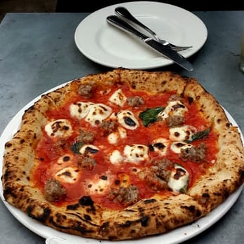 Boot & Shoe Service - Margarita pizza with sausage - Oakland, CA