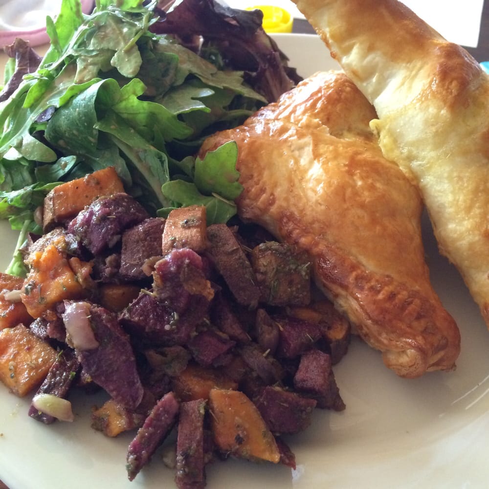 Julia’s 26 Photos Wine Bars Ridgewood Ridgewood, NY Reviews