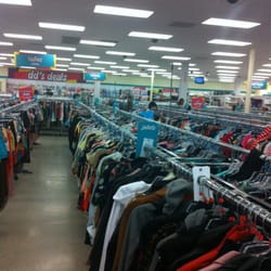 dd's Discounts - Hallandale Beach, FL, United States. Reasonable prices for clothes