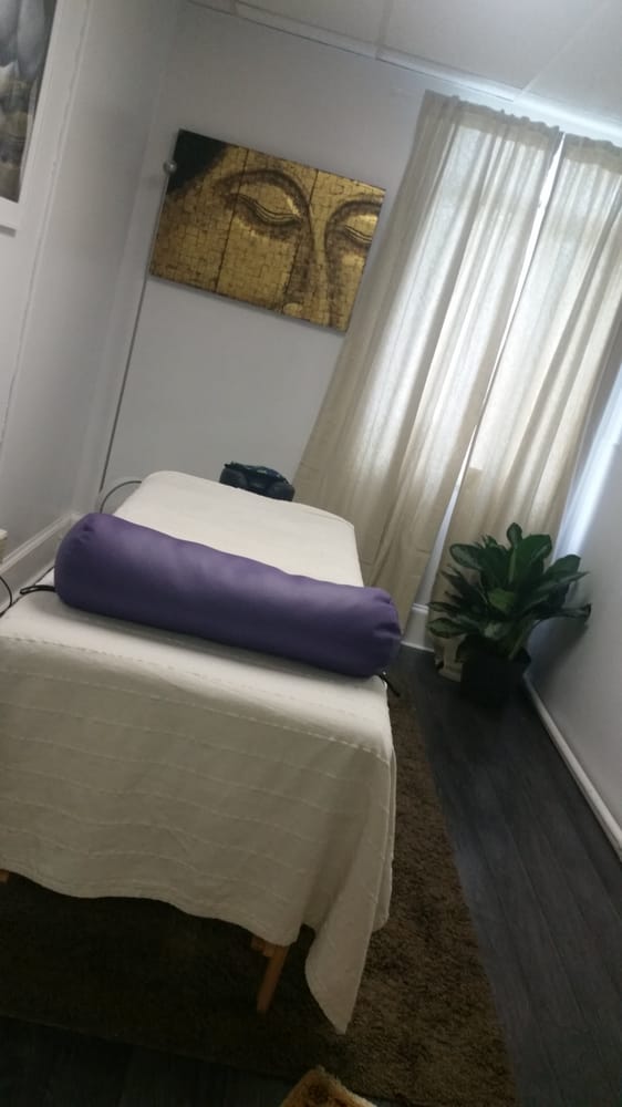 Hollywood Waxing Studio 20 Photos Skin Care 1220 N Hudon St