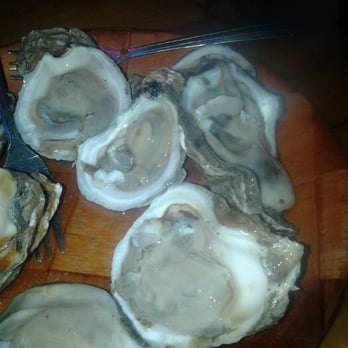 Tarks Of Dania Beach - Dania Beach, FL, United States. Oysters were huge! Must have been a good batch