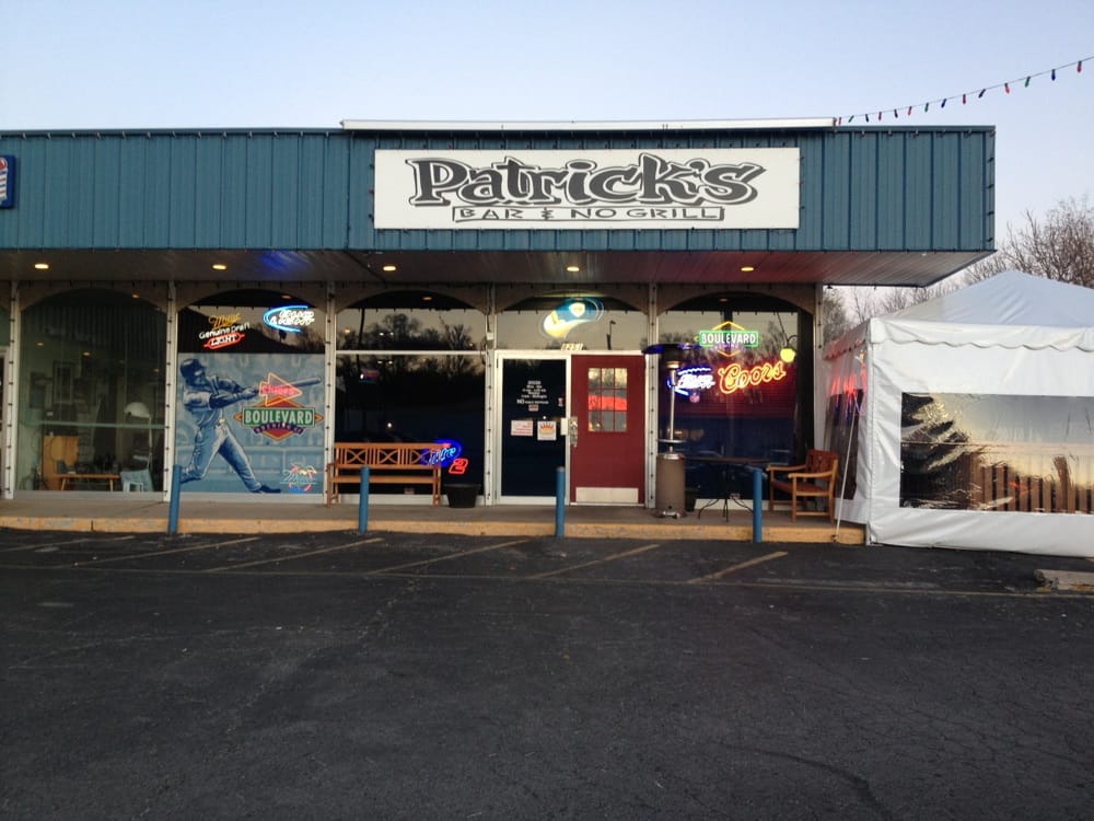 Patricks Bar and No Grill Bars Waldo Kansas City, MO Reviews