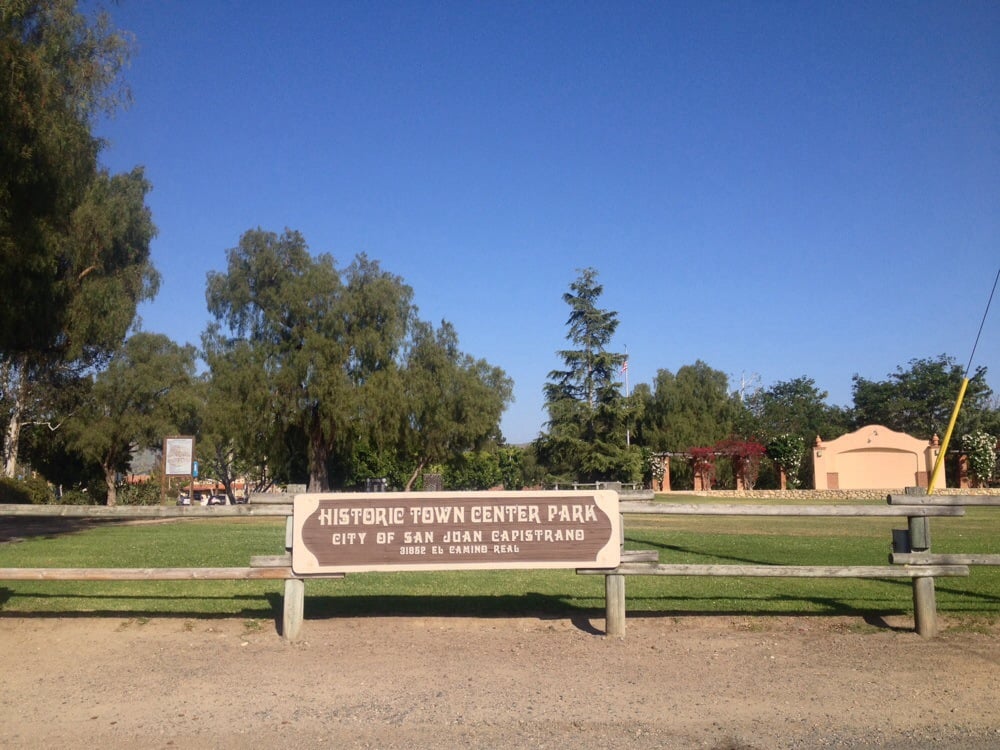 Historic Town Center Park Landmarks & Historical Buildings 31806 El