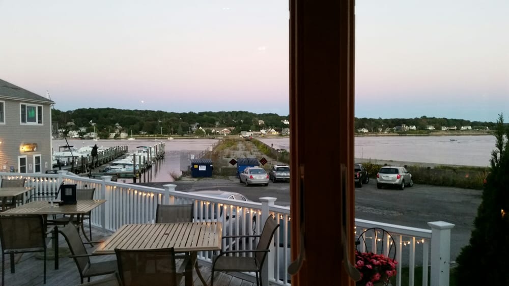 15 Point Road Restaurant 35 Photos Seafood Portsmouth, RI