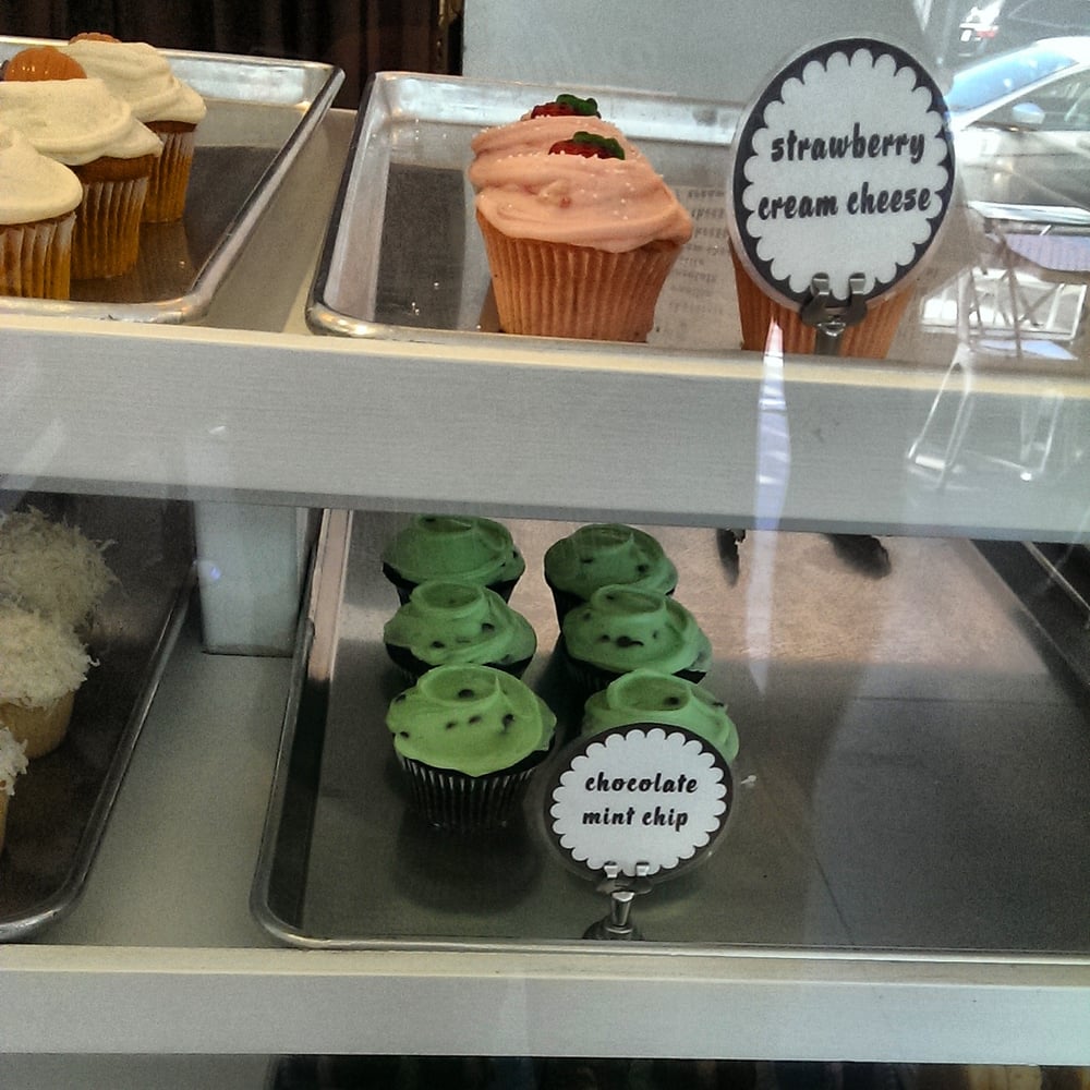 Frosted Cupcakery 724 Photos Bakeries Long Beach, CA Reviews Yelp