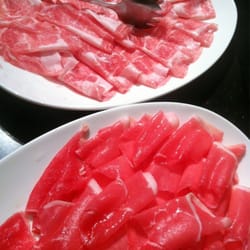 they have KUROBUTA PORK!!! NOMNOMNOM