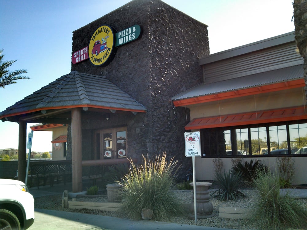 Tailgaters and Il Primo Pizza & Wings 10 Photos Pizza 15529 W
