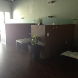 Footloose Reflexology logo