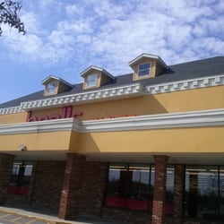 Bealls clothes store. Cheap clothing stores