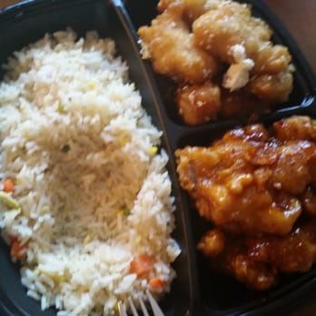 Hy-Vee Food Stores - 16 Photos & 20 Reviews - Grocery - 4605 Fleur Dr