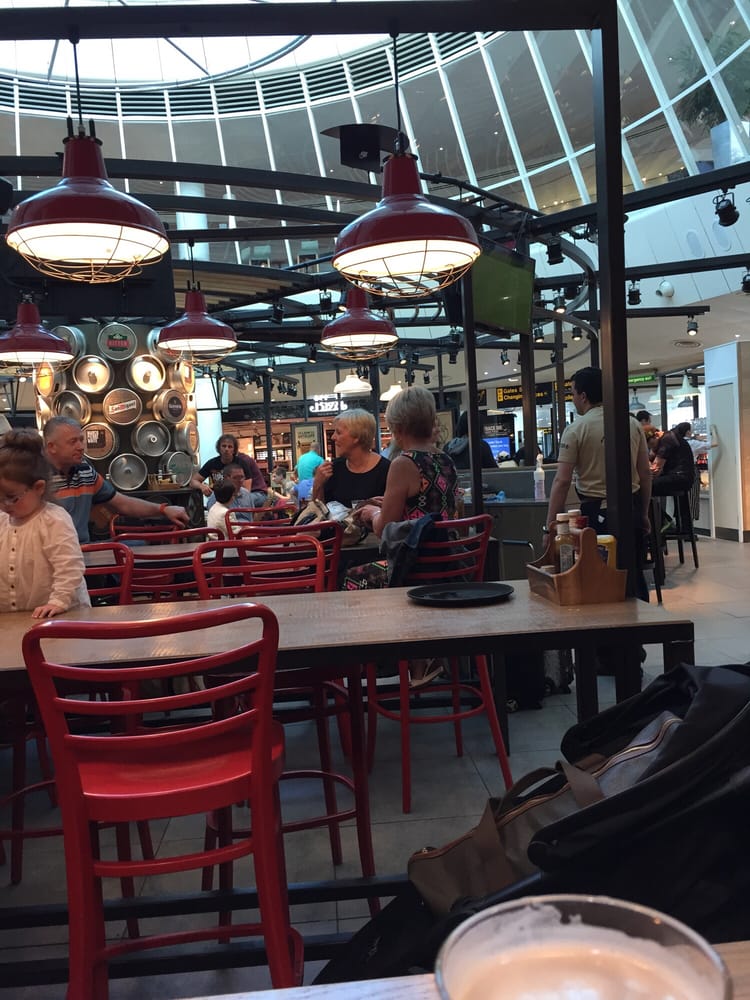 Manchester Airport Terminal 3 12 Photos Airport Terminals