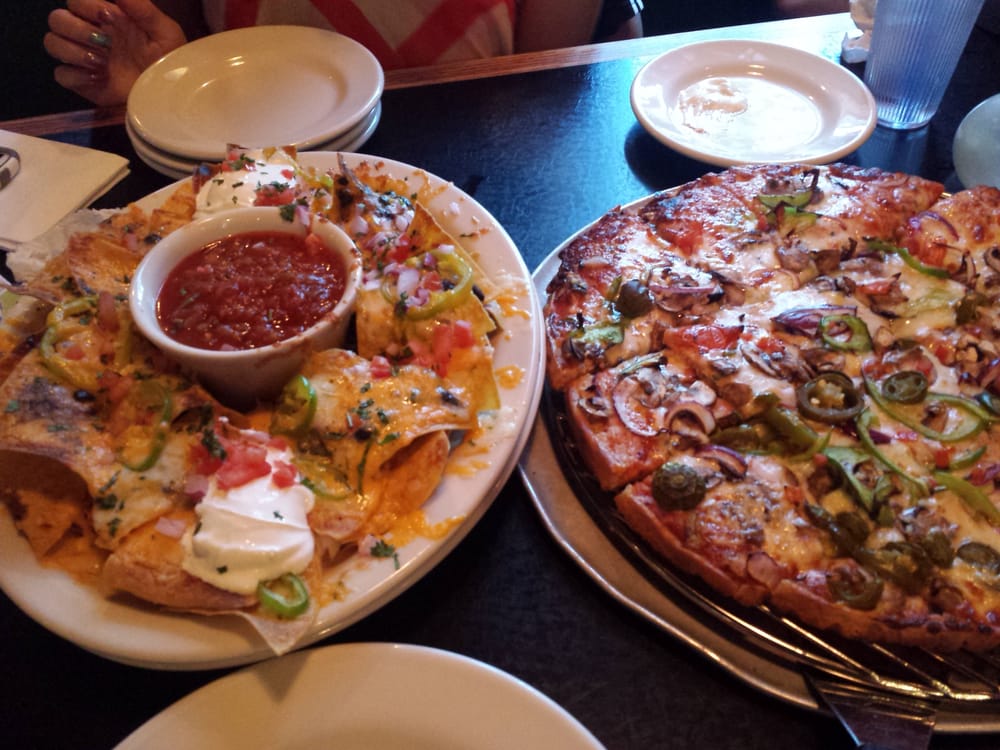 Old Chicago 57 Photos Pizza Glendale, AZ, United States Reviews