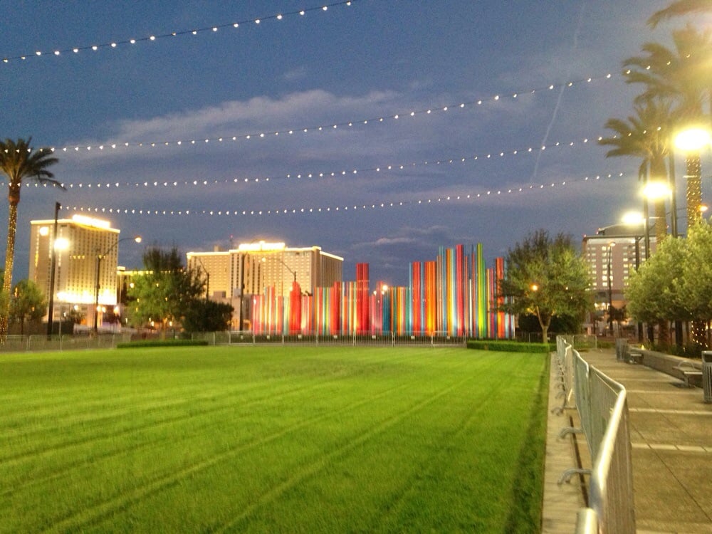 parks las vegas symphony park parks downtown las vegas nv reviews photos yelp parks las vegas symphony park parks downtown las vegas nv reviews photos yelp