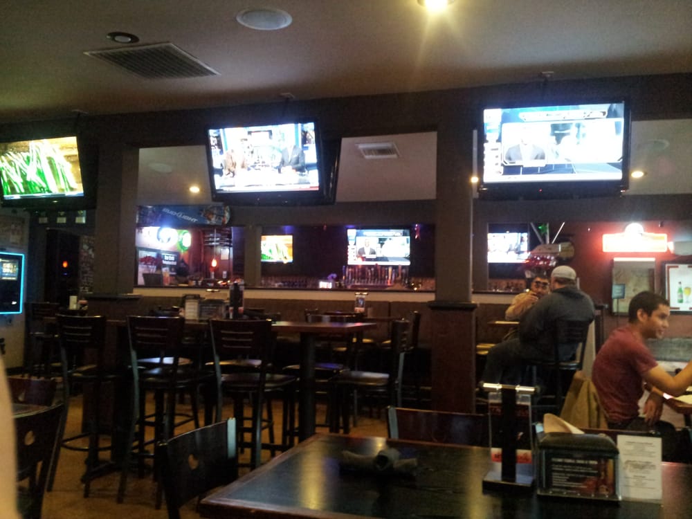 The Hollywood Way BBQ 218 Photos Barbeque Burbank Burbank, CA