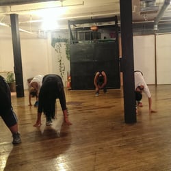 Odoru Dance Studio logo