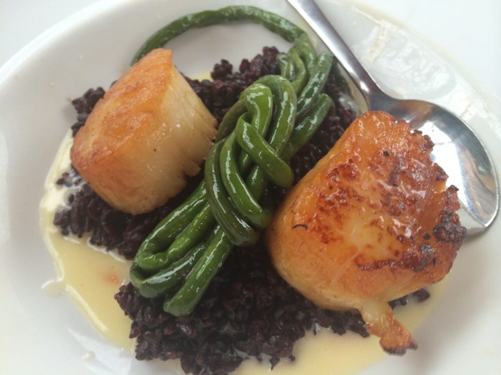 Libertad - Skokie, IL, United States. Veneras (scallops)