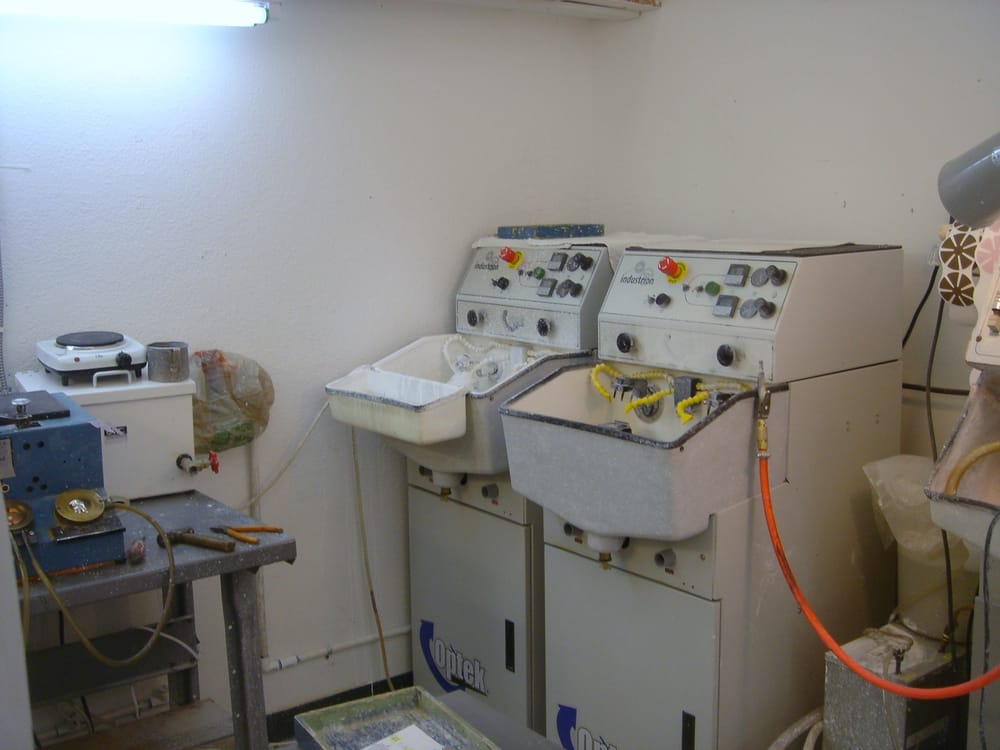 S P Optical Dispensing Lab 10 Photos Eyewear & Opticians Vista