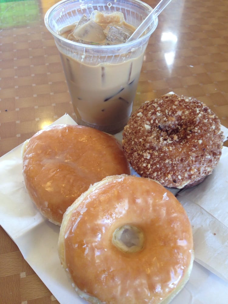 Donut Island 186 Photos Bakeries Long Beach, CA Reviews Yelp