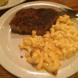 cracker barrel old country store american traditional cracker barrel old country store american traditional