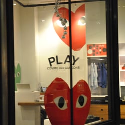 Women clothing stores. Traffic clothing store