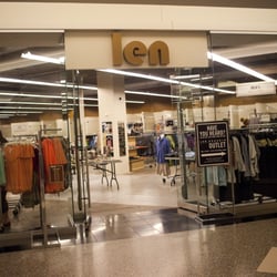 Len at Southdale Center^, a Simon Mall - Edina, MN