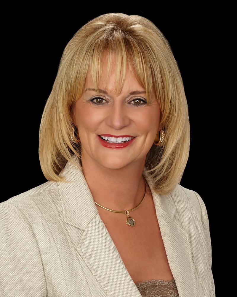 Karen Pruitt Re/max Pinnacle Group Realtors Real Estate Agents