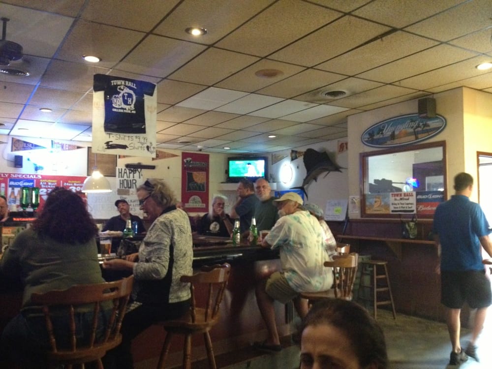 Town Hall Liquors Beer, Wine & Spirits College Park, MD Reviews