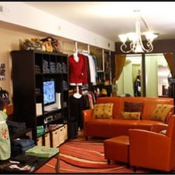 Chicago urban clothing stores. Clothes stores