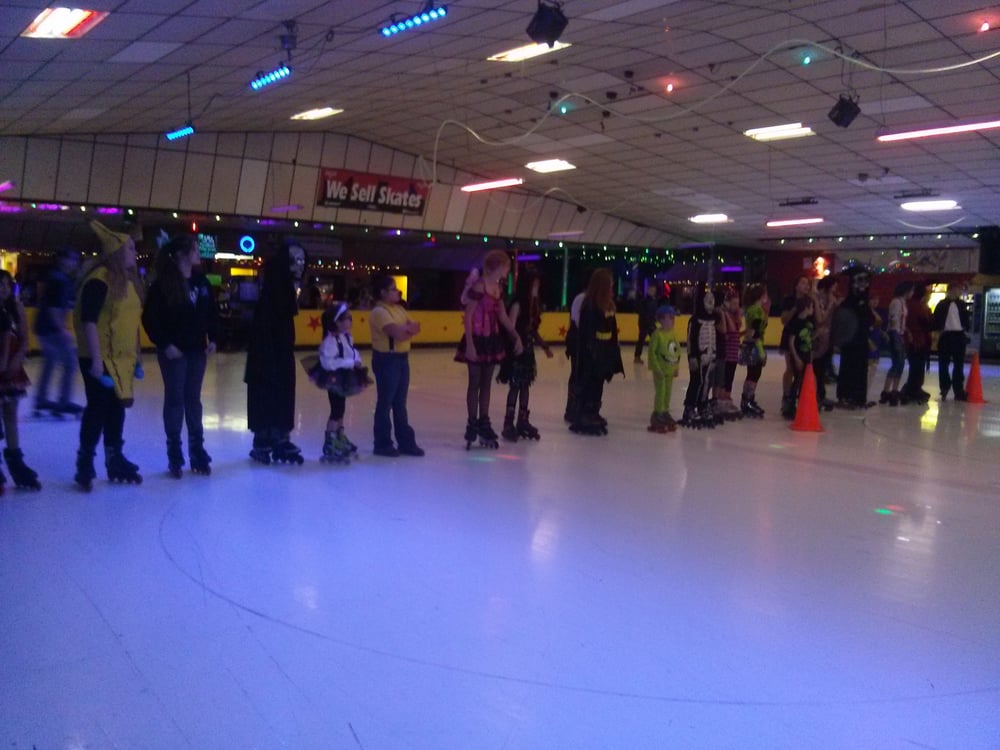 Roller Kingdom 22 Photos Skating Rinks 355 Middlesex Rd