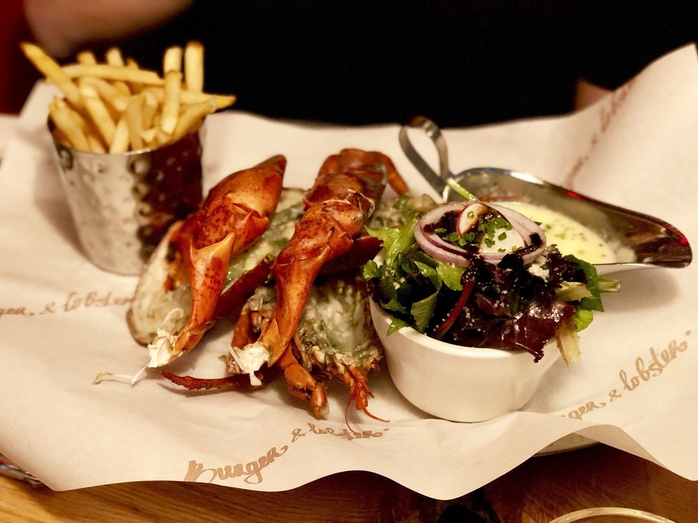 Burger & Lobster