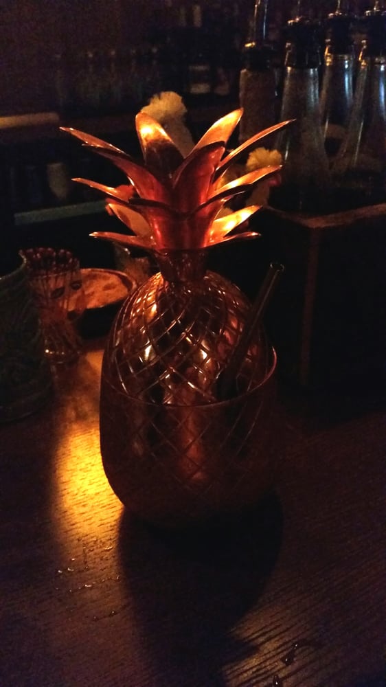 Broken Shaker 20 Photos Cocktail Bars Near North Side Chicago