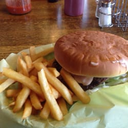 G K Burgers logo