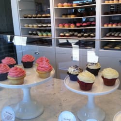 velvet cake edmonton red Cupcakes AB Edmonton, Crave Desserts velvet cake edmonton red Cupcakes AB Edmonton, Crave Desserts