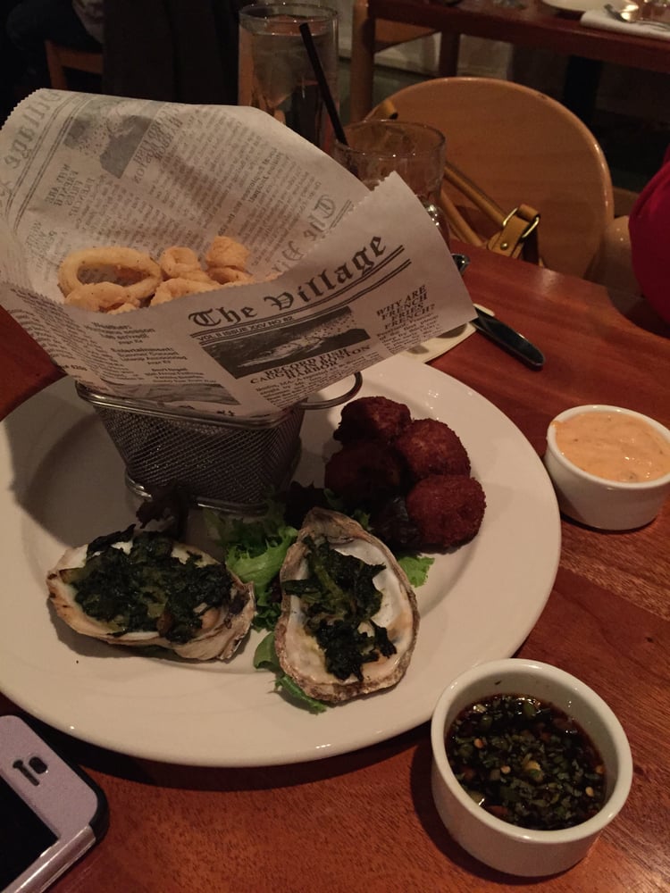 Berrets Seafood Restaurant and Taphouse Grill 96 Photos Seafood 199 S Boundary St