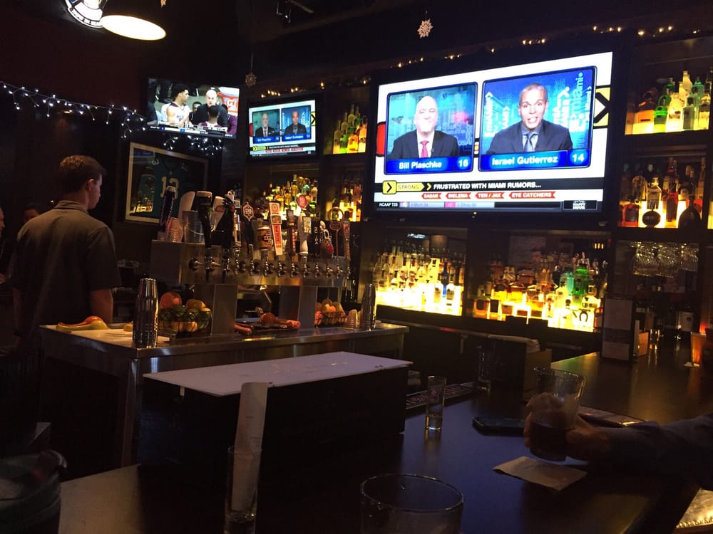 Rusty Bucket Restaurant and Tavern 12 Photos American (Traditional