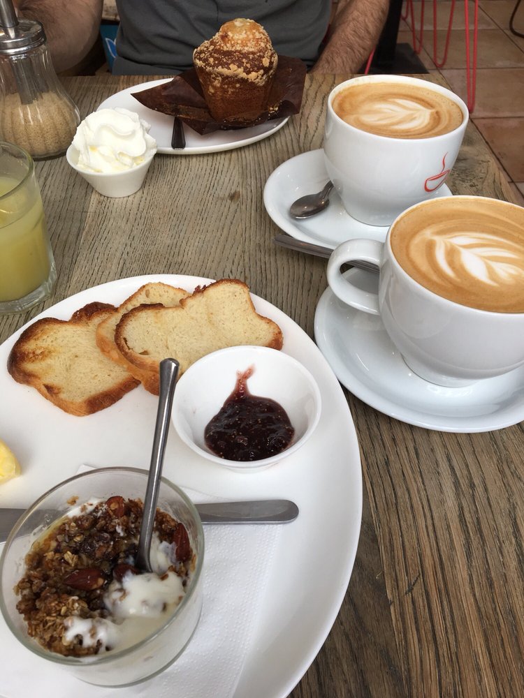 Strada Café