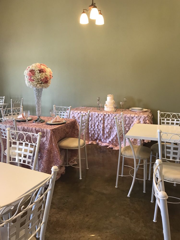 Luly's Cake and Coffee