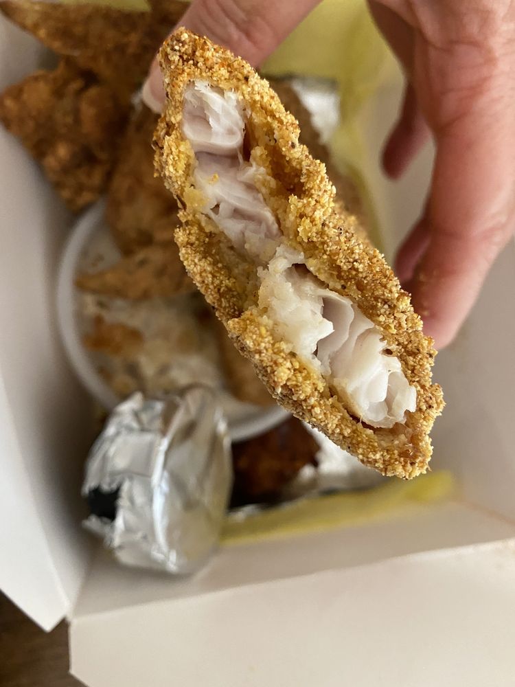 Po' Shines Cafe De La Soul